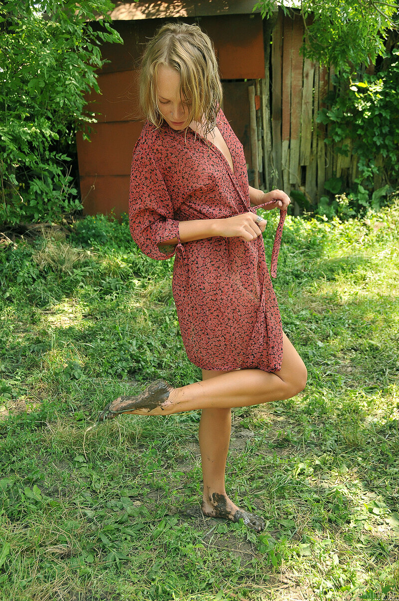 Илона, 26 лет, 1 размер груди