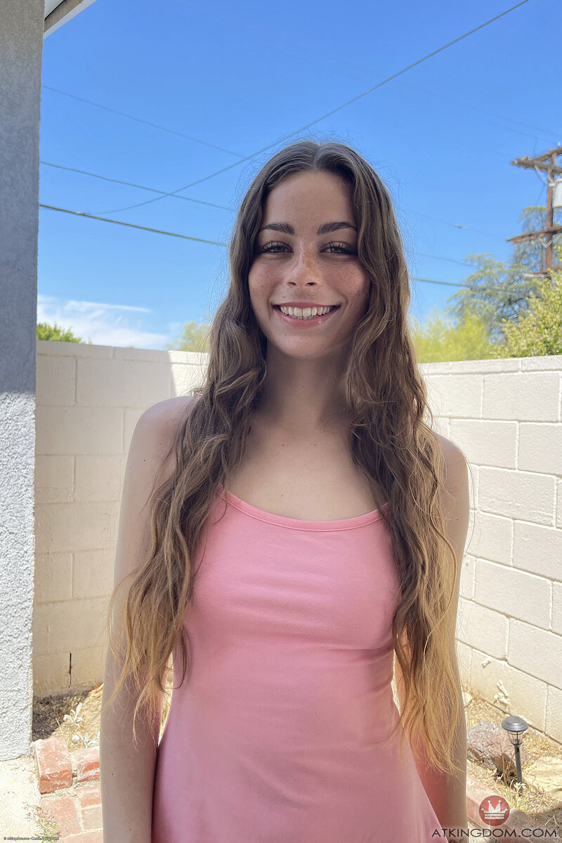 Марсель, 21 год, 2 размер груди